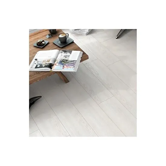 Image de Agt Natura Line Derzli Laminat Parke 8 Mm Nil + 6cm Süpürgelik + 3mm Kapron Takım