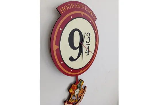 Image de HOGWARTS EXPRESS II DEKORATİF SARKAÇLI DUVAR SAATİ 